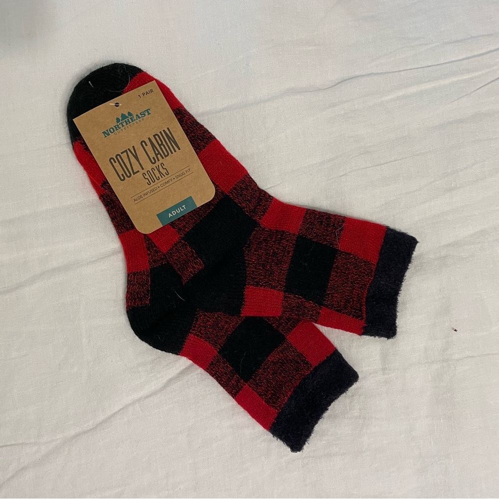 Northeast Outfitters Cozy Cabin Socks